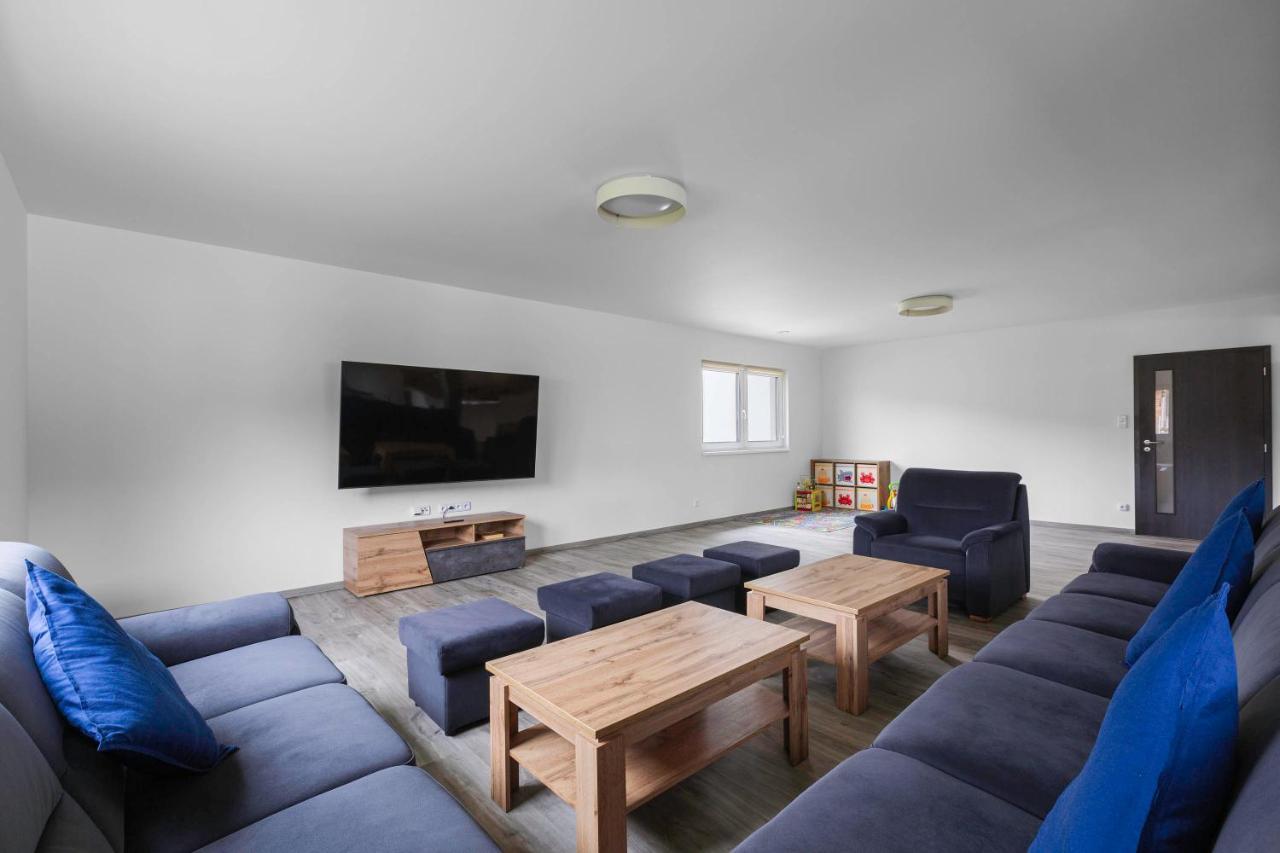 Holiday House Adam Prosecne Exterior foto